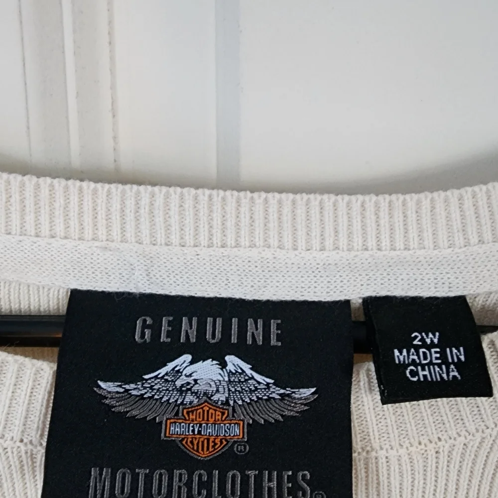 Harley-Davidson Cream Long Sleeve Top with Black Accents - Picture 3 of 3